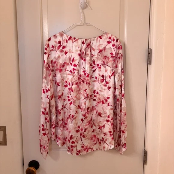 Pink and white silk blend floral blouse, size 14, from White House Black Market - Picture 3 of 8
